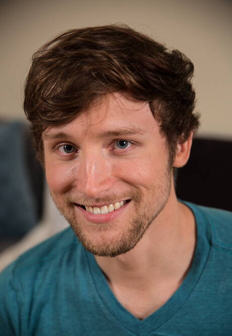 American twink Scotty Zee and husky guy Matt Delgado have a good sex