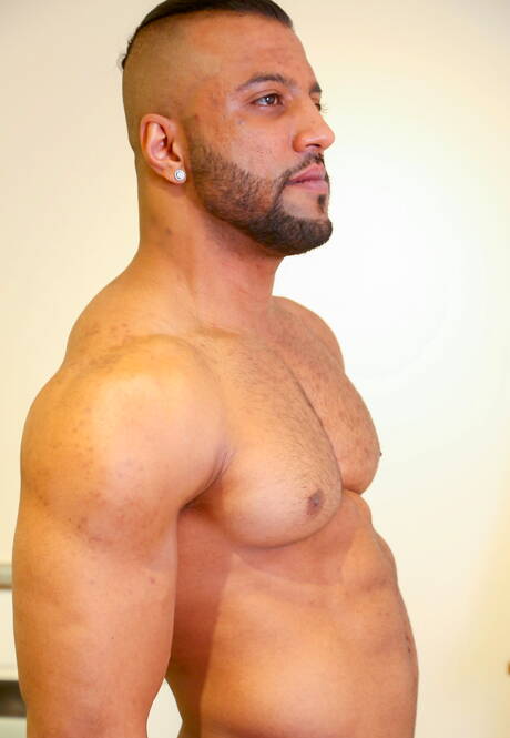 Gay Bodybuilders Pics