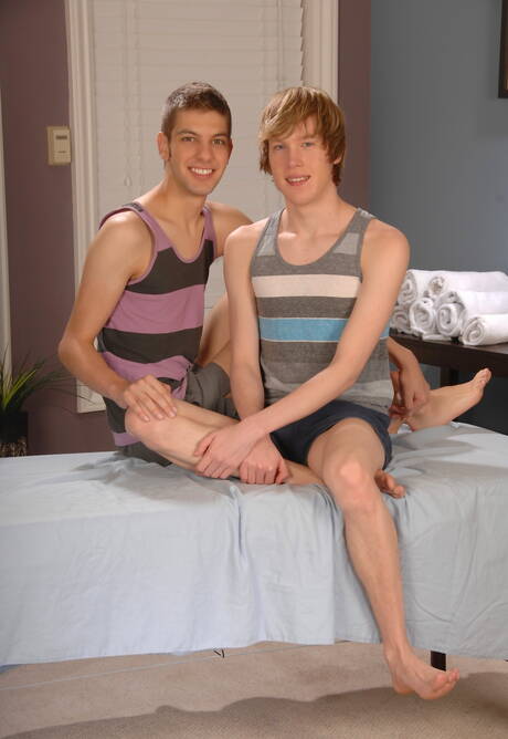 Gay Shorts Pics