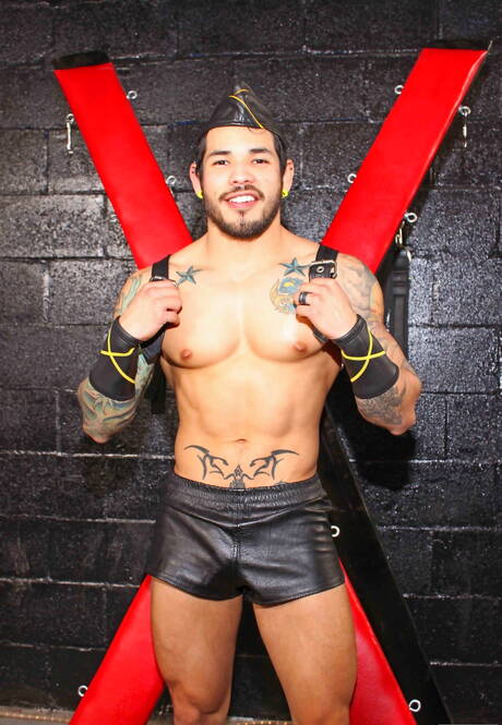 Hot guys Nubius, Draven Torres and Montaz in hot 3some anal sex