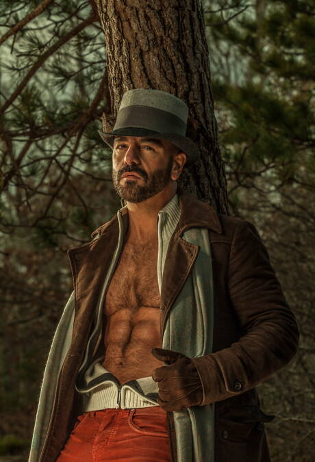 Two american boys hairy stud Adam Russo and muscular Colton Grey shows a sturdy body outdoor