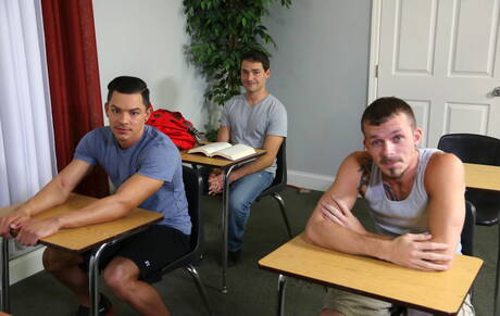 Gay Shorts Pics
