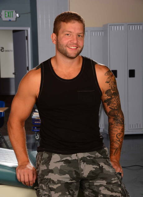 Military Gay Men Pics