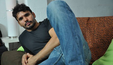 American superstud Damien Crosse and venezuelan hairy stud Jean Franko have a hot couple scene