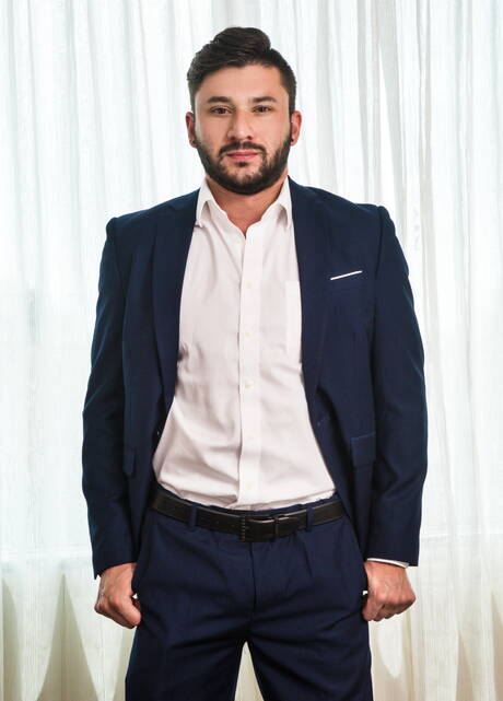 Romanian strongman Kaleb Stryker and american stud Scott Demarco sucking and fucking each other