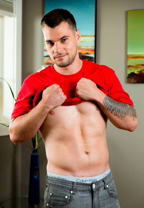 Sexy americans, stud Princeton Price and well-built Elliot Finn fuck ass after sucking dick