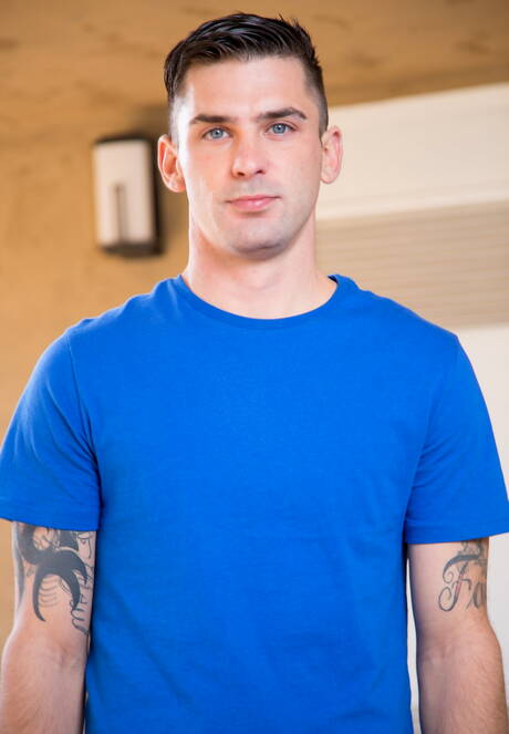 Muscular James Sinner posing nude and showing tight ass