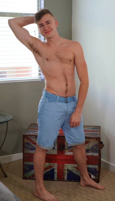 American beautiful boy Zander Lane and strongman Joseph Banks have a good sex