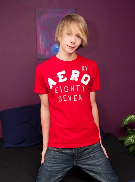 Gay Twink Pics