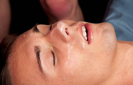 Shameless buddies Derrick Porter, Brycen Cox and Jacobey London have a good 3some sex