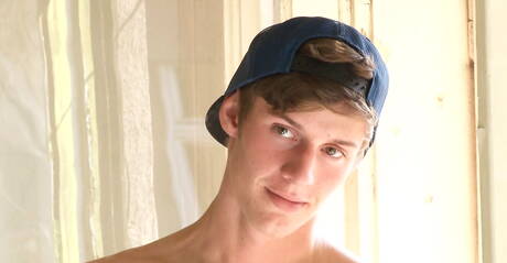 Hunky guy Michael Seberg wanking