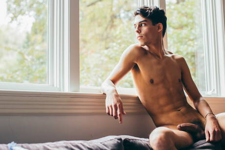 Pretty american guys beefy Justin Matthews and beefcake Nico Leon drilling an ass