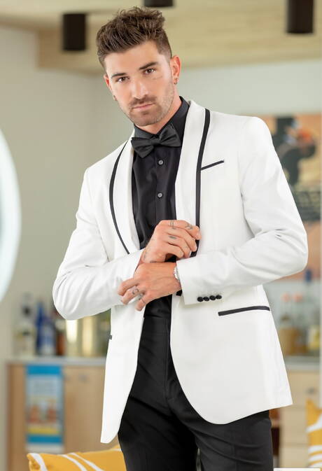 French hunky guy Chris Damned and american young Jack Bailey have a good sex