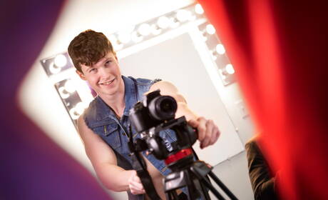 Canadian hunk Skyy Knox and american husky guy Finn Harding in hot anal sex