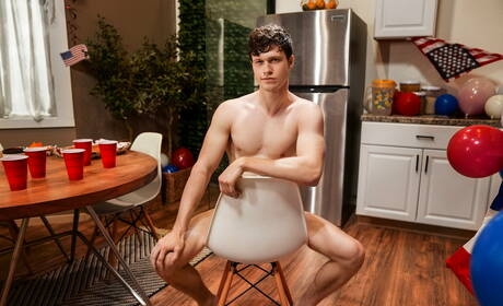 American pornstars stud Finn Harding and hunk Felix Fox have a hot couple sex outdoor