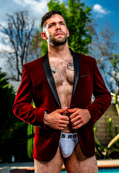 Pretty american guys strong bull Joseph Castlian and otter Julian Brady banged each other at the pool