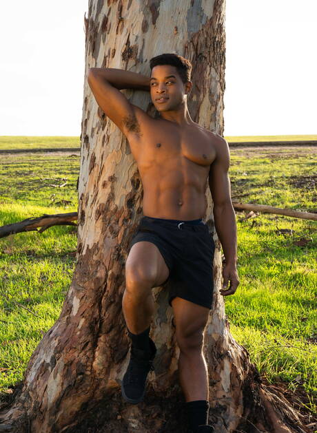 Hunky guy Landon and american tough guy Parker Nash have a hot interracial sex outdoor