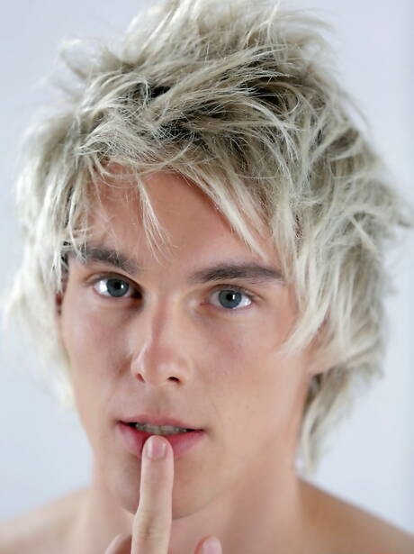 Czech stars young dude Mike James and husky guy Sven Laarson sucking and fucking each other