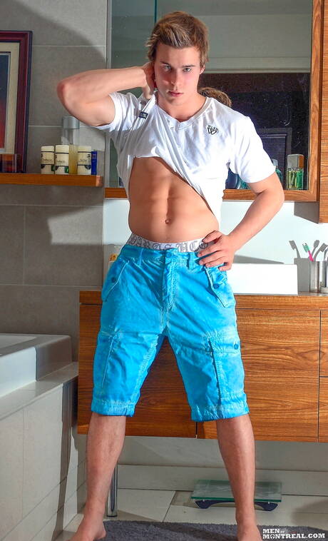 Gay Shorts Pics