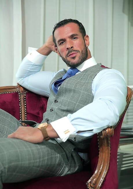 Brazilian muscular Andy Star and latin mature bear Denis Vega sucking and screwing each other