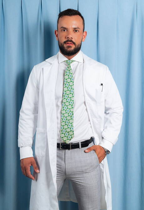 English hairy stud Drew Dixon and portuguese bear Sir Peter banged each other