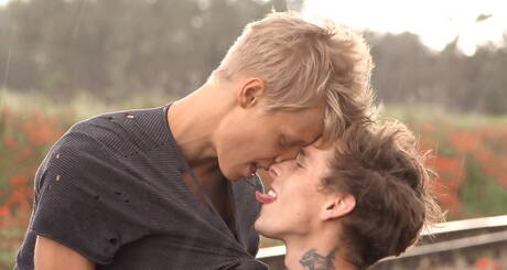 Blonde Gay Pics
