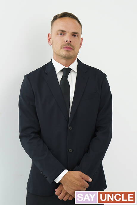 Pretty american guys strongman Trent Summers and hot twink Kai Masters fuck after dick sucking