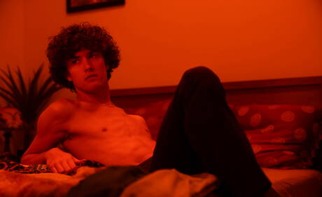 Canadian young Leo Louis and american beautiful boy Sean Ford have a good sex