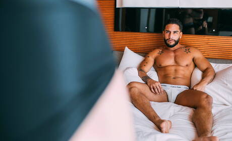 Two american guys hunk Austin Wolf and muscular Brock Banks have a good anal sex