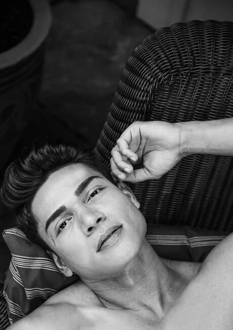 American hunky guy Aiden Ward and husky guy Sebastian Green in hot anal sex outdoor