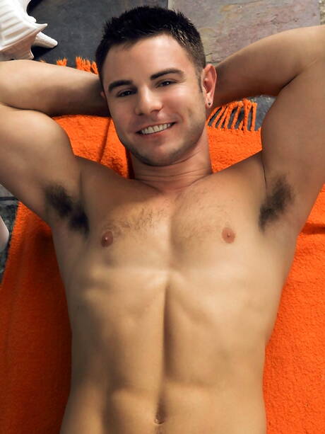 American beefcake Nick Sterling playing with cock